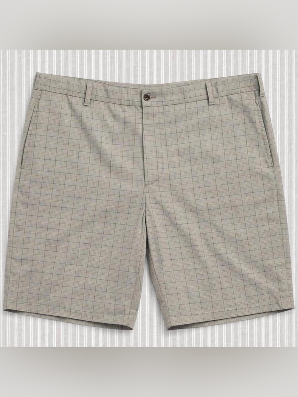 Greg Norman Collection Golf Shorts Men’s 44 Beige Plaid Flat Front